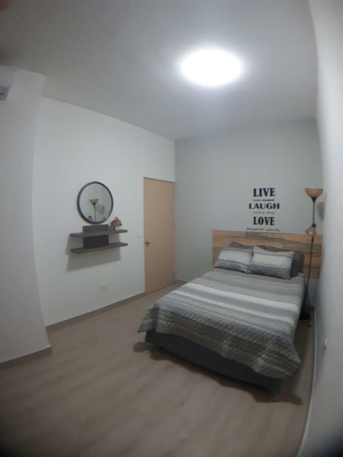 Nuevos Departamentos Centro Histórico A 200 Mts Del Malecón Apartamento La Paz Exterior foto