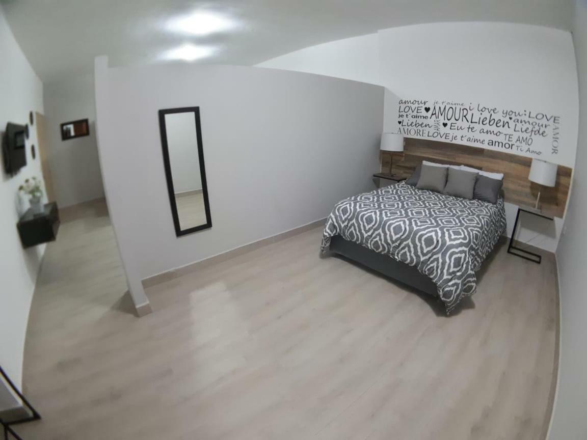 Nuevos Departamentos Centro Histórico A 200 Mts Del Malecón Apartamento La Paz Exterior foto