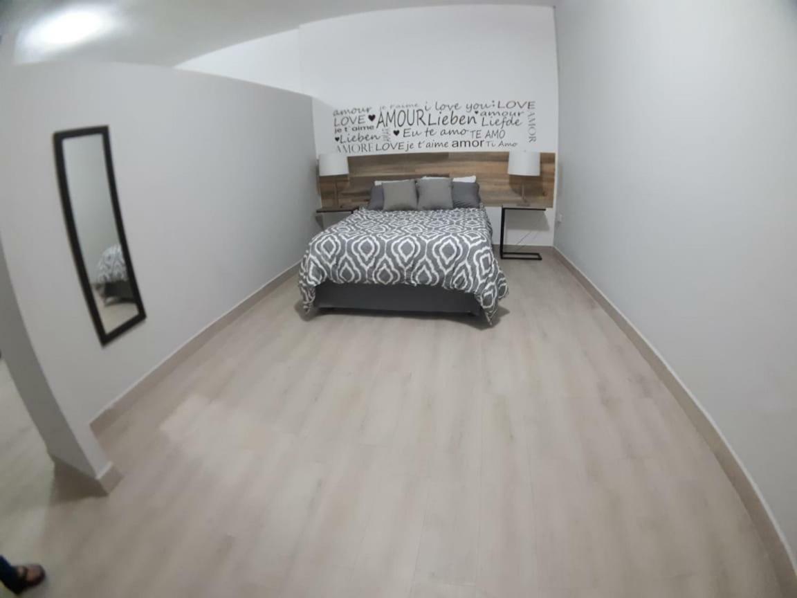 Nuevos Departamentos Centro Histórico A 200 Mts Del Malecón Apartamento La Paz Exterior foto